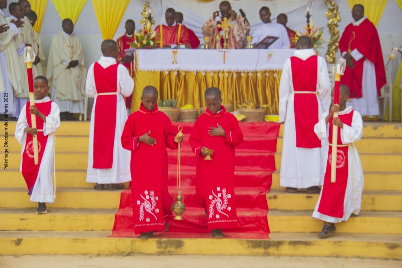 Les grades au sein de la communauté diocésaine des Samuel de l’Archidiocèse de Cotonou